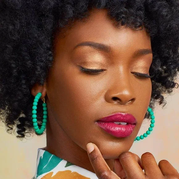 🌸 Spring Matte Pastel Beaded Hoop Earrings - Choose Lavender or Rose! 🌸 - Picture 3 of 4